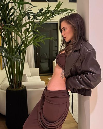 Bensu Soral seksi ifşa fotoğrafı 563