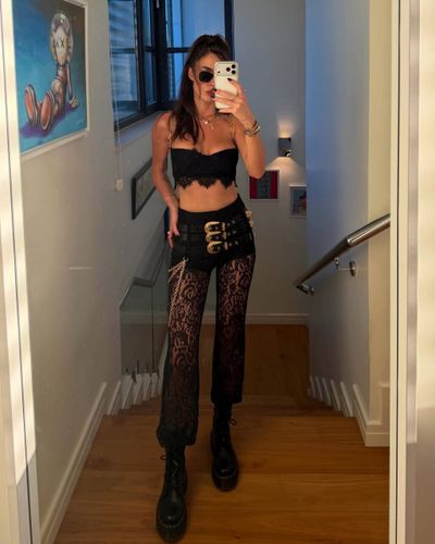 Bensu Soral seksi ifşa fotoğrafı 592
