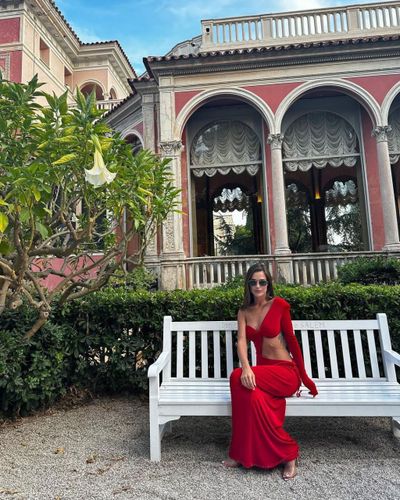 Bensu Soral seksi ifşa fotoğrafı 98