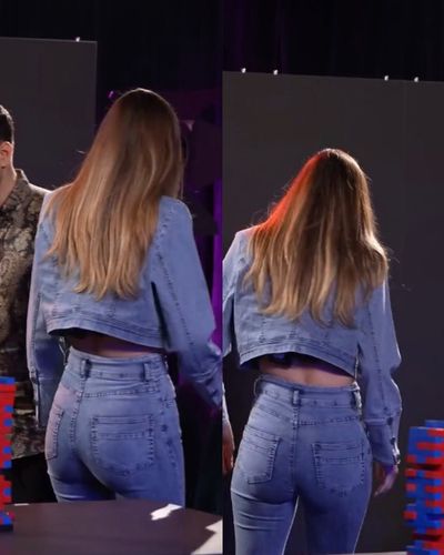 Berfu Yenenler seksi ifşa fotoğrafı 111