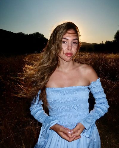Berfu Yenenler seksi ifşa fotoğrafı 6