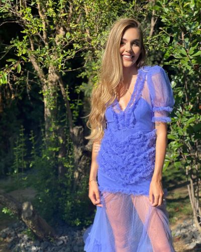 Berfu Yenenler seksi ifşa fotoğrafı 79