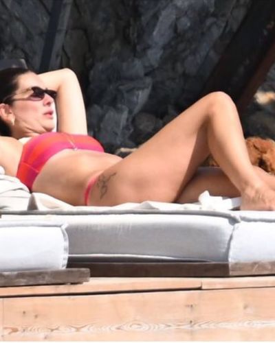 Bergüzar Korel seksi ifşa fotoğrafı 167
