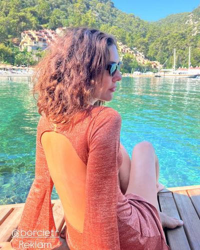 Bergüzar Korel seksi ifşa fotoğrafı 185