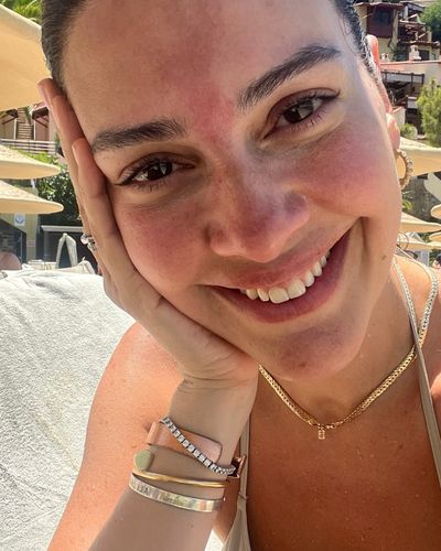 Bergüzar Korel seksi ifşa fotoğrafı 194