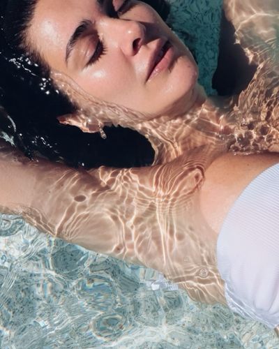 Bergüzar Korel seksi ifşa fotoğrafı 202