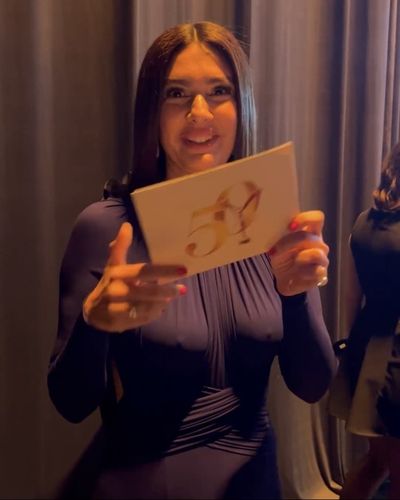 Bergüzar Korel seksi ifşa fotoğrafı 206