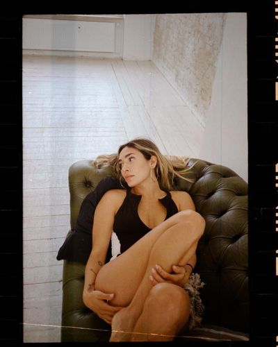 Berna Canbeldek seksi ifşa fotoğrafı 14
