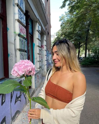 Berna Canbeldek seksi ifşa fotoğrafı 23