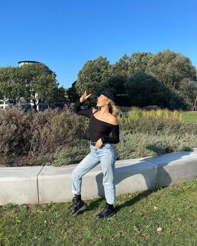 Berna Canbeldek seksi ifşa fotoğrafı 2