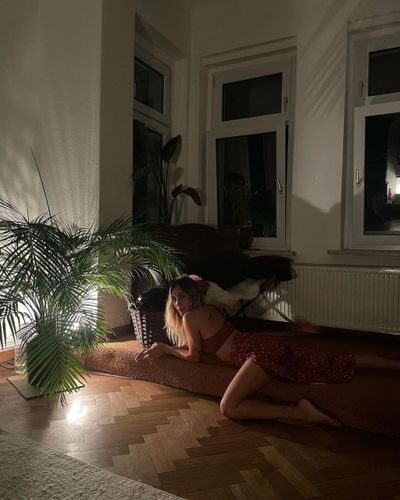 Berna Canbeldek seksi ifşa fotoğrafı 5