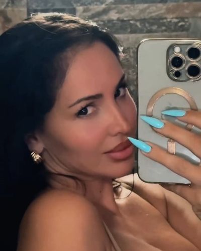 Berna Keklikler seksi ifşa fotoğrafı 45
