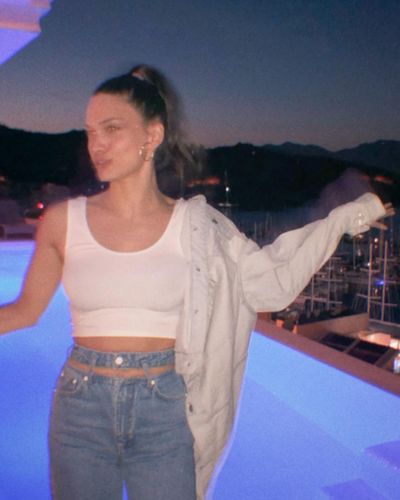 Beste Kökdemir seksi ifşa fotoğrafı 162