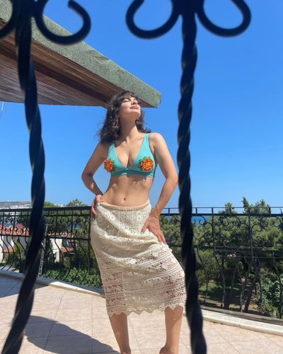 Beste Kökdemir seksi ifşa fotoğrafı 21