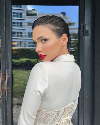 Beste Kökdemir seksi ifşa fotoğrafı 55