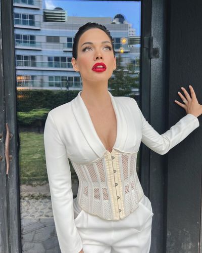 Beste Kökdemir seksi ifşa fotoğrafı 67