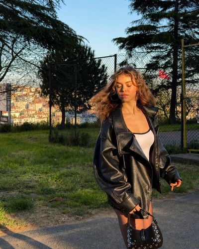 Betül Çakmak seksi ifşa fotoğrafı 111