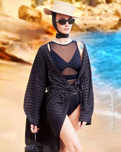 Birce Akalay seksi ifşa fotoğrafı 101