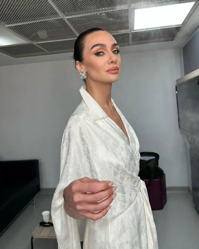 Birce Akalay seksi ifşa fotoğrafı 118