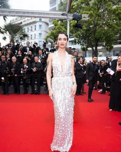 Birce Akalay seksi ifşa fotoğrafı 14