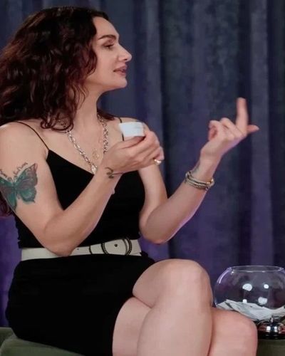 Birce Akalay seksi ifşa fotoğrafı 63155
