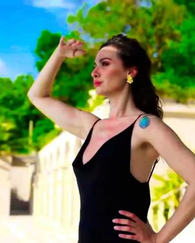 Birce Akalay seksi ifşa fotoğrafı 63130