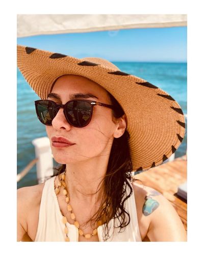 Birce Akalay seksi ifşa fotoğrafı 63099