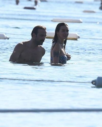 Birce Akalay seksi ifşa fotoğrafı 63094