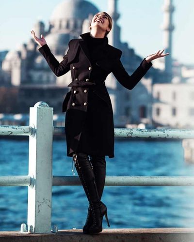 Birce Akalay seksi ifşa fotoğrafı 63051
