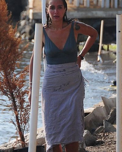 Birce Akalay seksi ifşa fotoğrafı 298