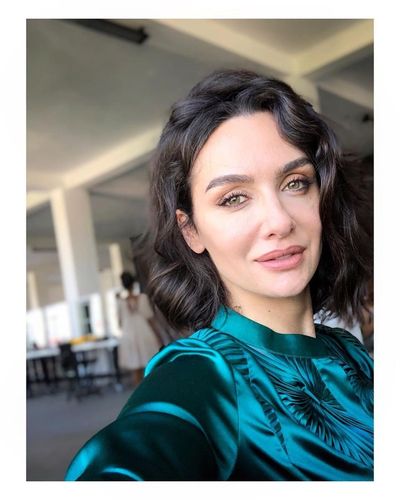 Birce Akalay seksi ifşa fotoğrafı 311