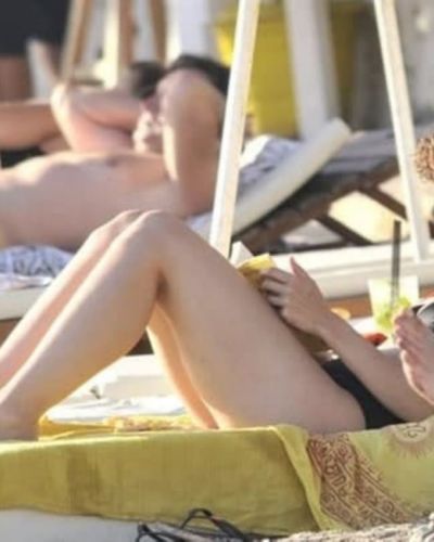 Birce Akalay seksi ifşa fotoğrafı 321