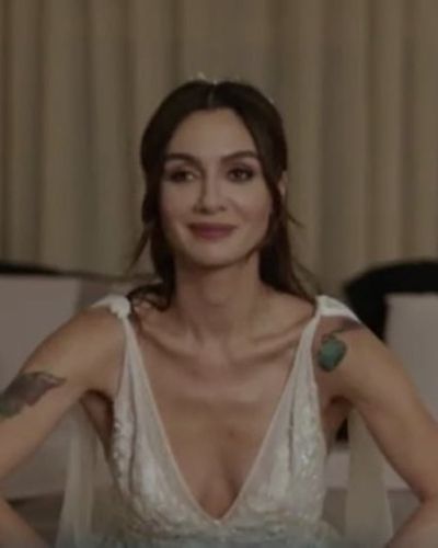 Birce Akalay seksi ifşa fotoğrafı 368