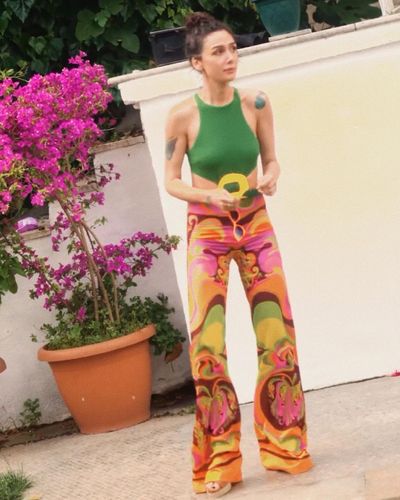 Birce Akalay seksi ifşa fotoğrafı 396