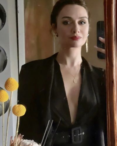 Birce Akalay seksi ifşa fotoğrafı 44