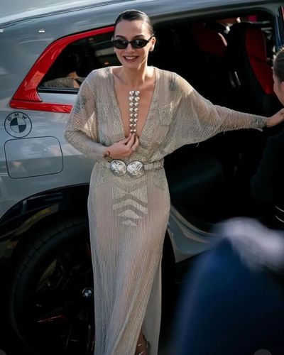 Birce Akalay seksi ifşa fotoğrafı 47