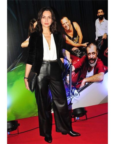 Birce Akalay seksi ifşa fotoğrafı 71