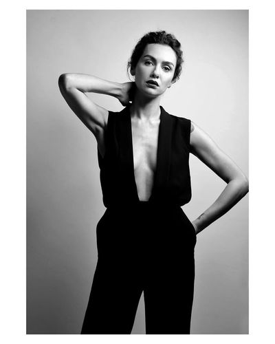 Birce Akalay seksi ifşa fotoğrafı 75