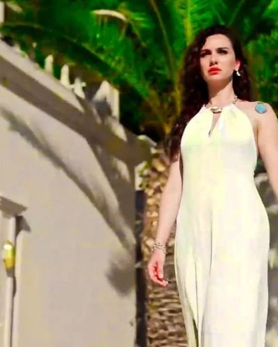 Birce Akalay seksi ifşa fotoğrafı 76