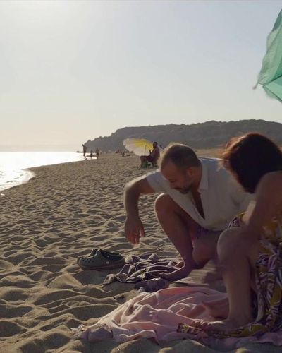 Boncuk Yılmaz seksi ifşa fotoğrafı 18 — Zeytin Ağacı (2022)