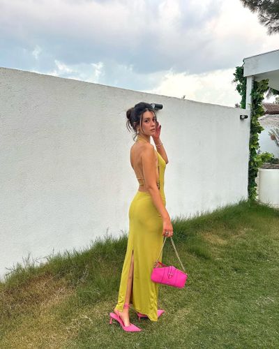 Buçe Buse Kahraman seksi ifşa fotoğrafı 103