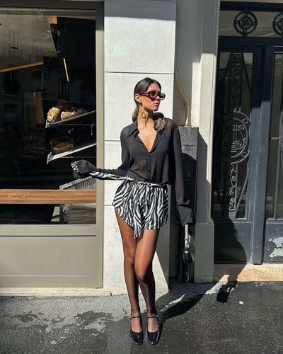 Buçe Buse Kahraman seksi ifşa fotoğrafı 12