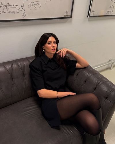 Buçe Buse Kahraman seksi ifşa fotoğrafı 220