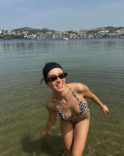 Buçe Buse Kahraman seksi ifşa fotoğrafı 78