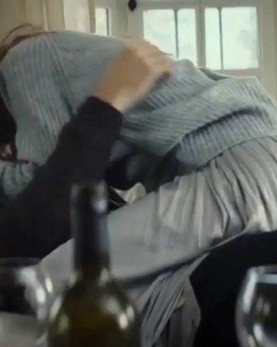 Burçin Terzioğlu seksi ifşa fotoğrafı 4 — Güzelliğin Portresi (2019)