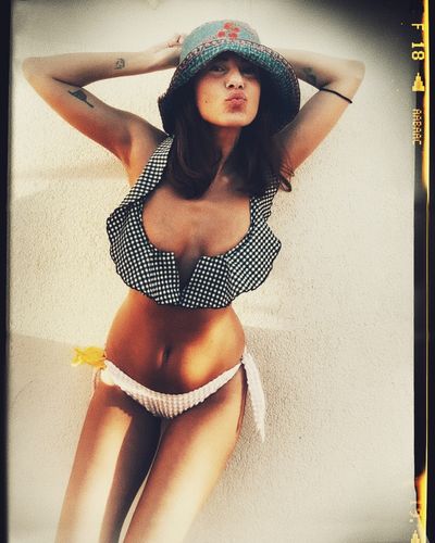 Burcu Bakdur seksi ifşa fotoğrafı 22