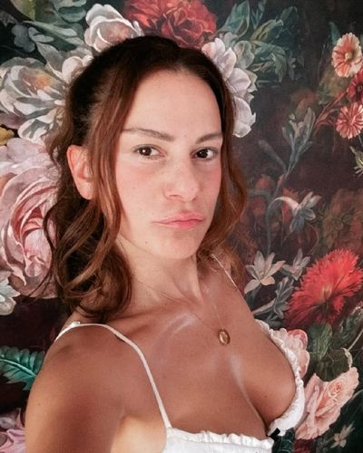 Burcu Bakdur seksi ifşa fotoğrafı 35