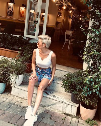 Burcu Binici seksi ifşa fotoğrafı 35