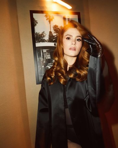 Burcu Cavar seksi ifşa fotoğrafı 17