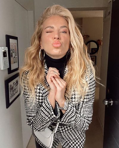 Burcu Esmersoy seksi ifşa fotoğrafı 138